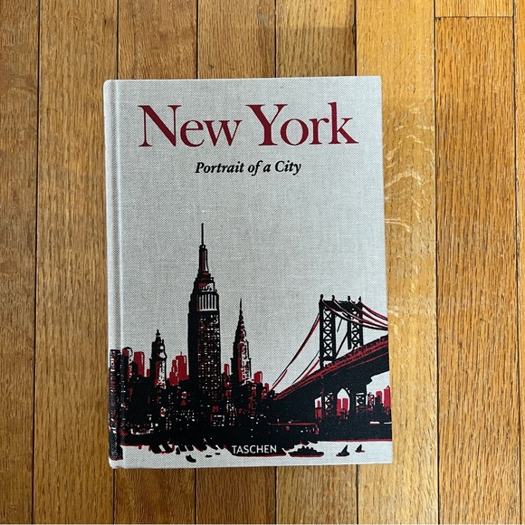 Taschen | Accents | New York City Coffee Table Book By Reuel Golden ...